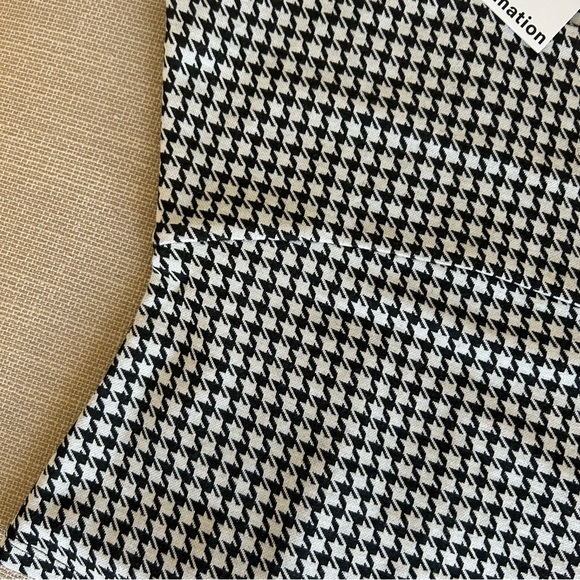 NWT Reformation Isadora Knit Top - Black And White Houndstooth - Picture 6 of 7